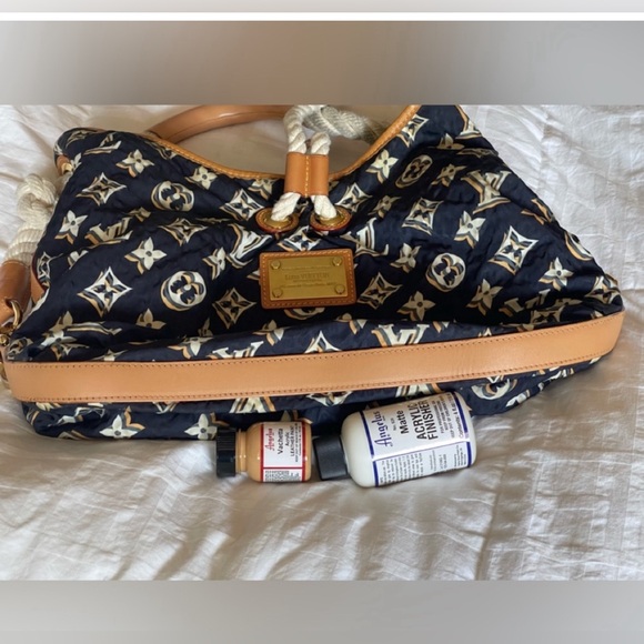 Louis Vuitton Handbag limited edition - Picture 9 of 15